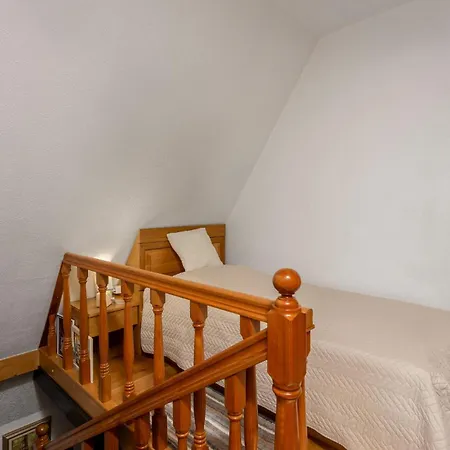 2 Bedroom Amazing In Holiday home
