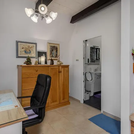 2 Bedroom Amazing In * Mala Lesnica